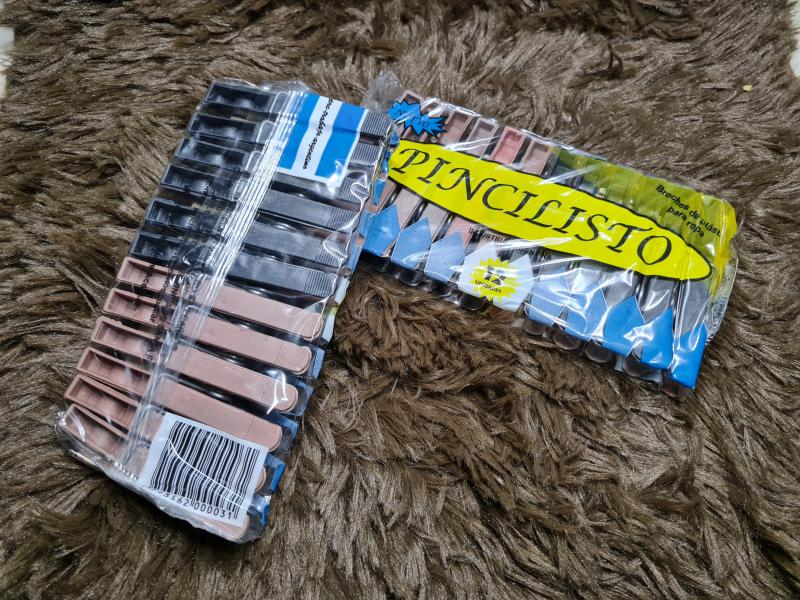 BROCHE PLASTICO P/ROPA X 12 UNID