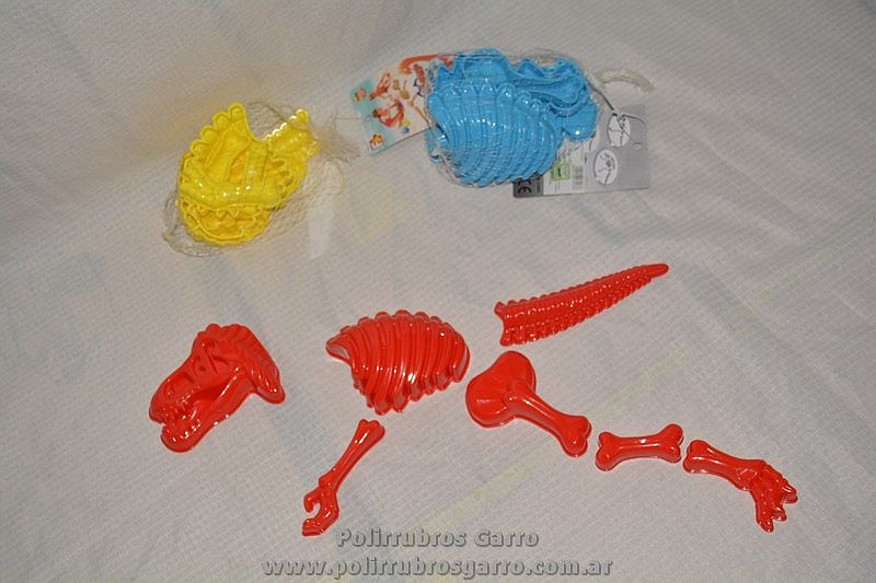 MOLDE DINO EN RED 35 CM