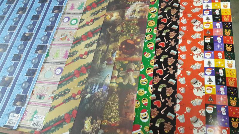 PAPEL AFICHE REGALO NAVIDAD