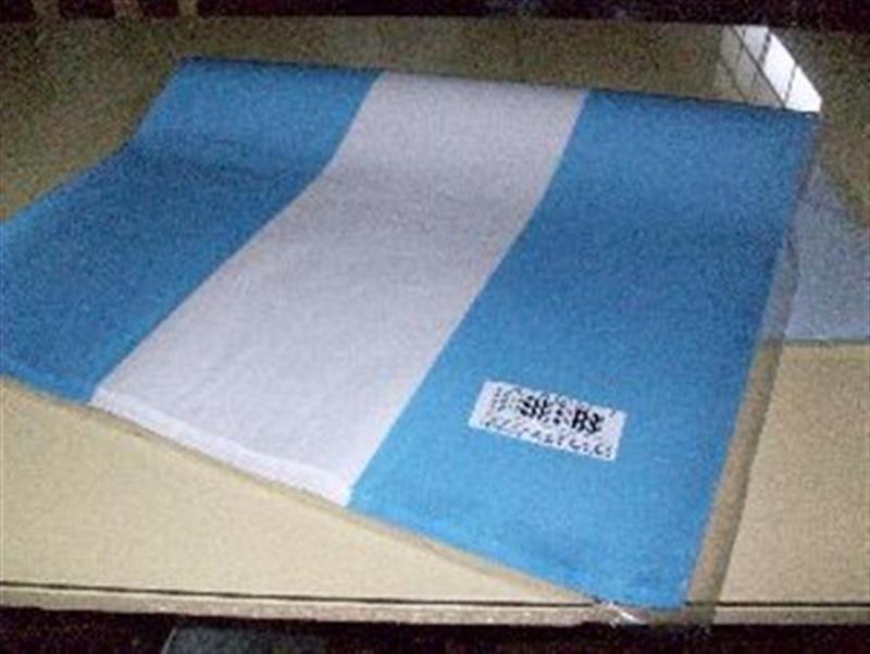 PAPEL AFICHE BANDERA