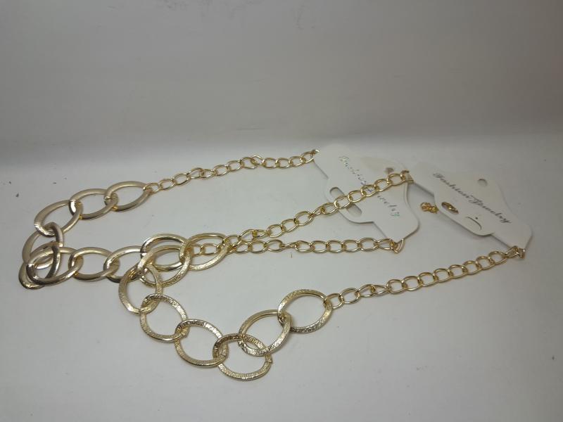 COLLAR FANTASIA DORADA ESLABONES GRANDES