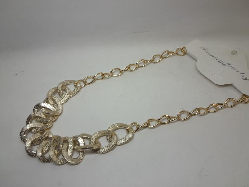 COLLAR FANTASIA DORADA ESLABON OPACO