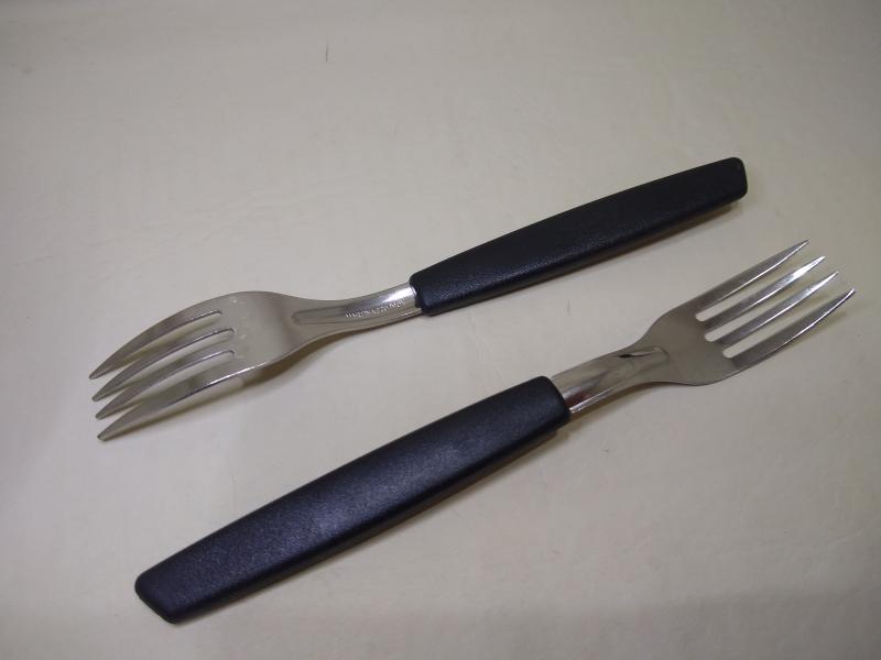 PIEMONTE * TENEDOR NEGRO