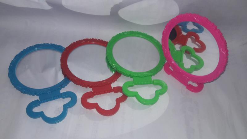 ESPEJO REDONDO PLASTICO 12CM CON PIE