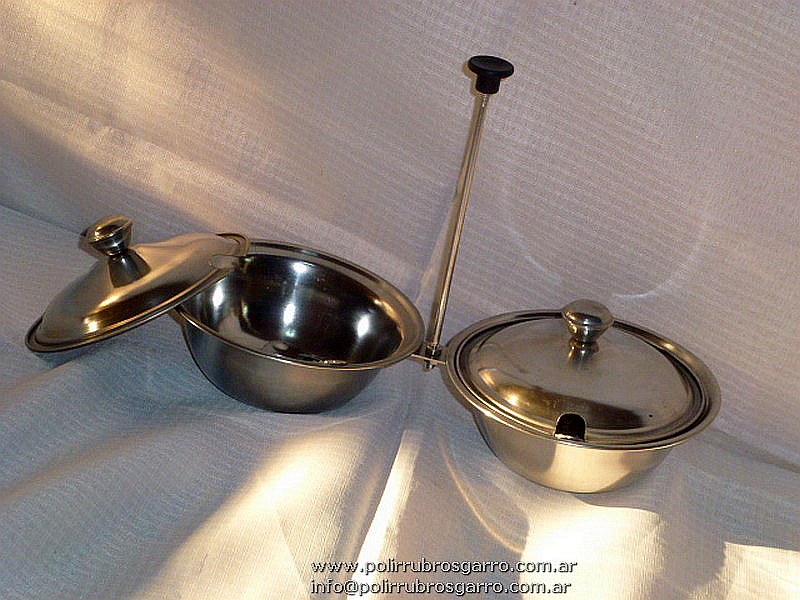 A.INOX * YERBERA C/TAPA Y DOS CUCHARITAS