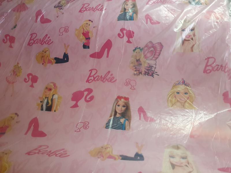 PAPEL DE FORRAR BARBIE
