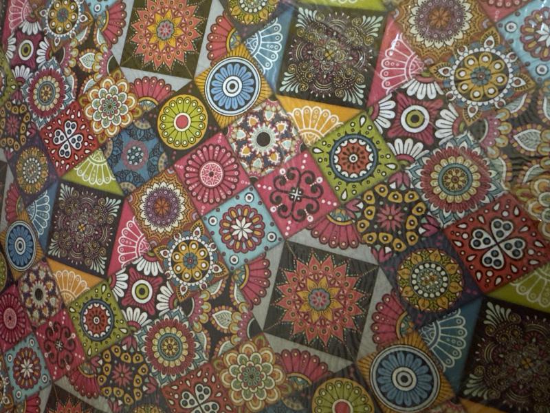 PAPEL DE FORRAR MIX DE AZULEJOS