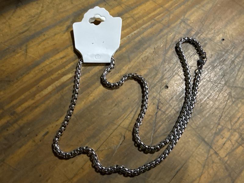 A. QUIR * CADENA ESLABON ROLO CUADRADO 4MM X 55CM