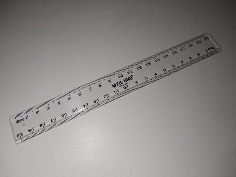 REGLA UTIL UNO 20 CM