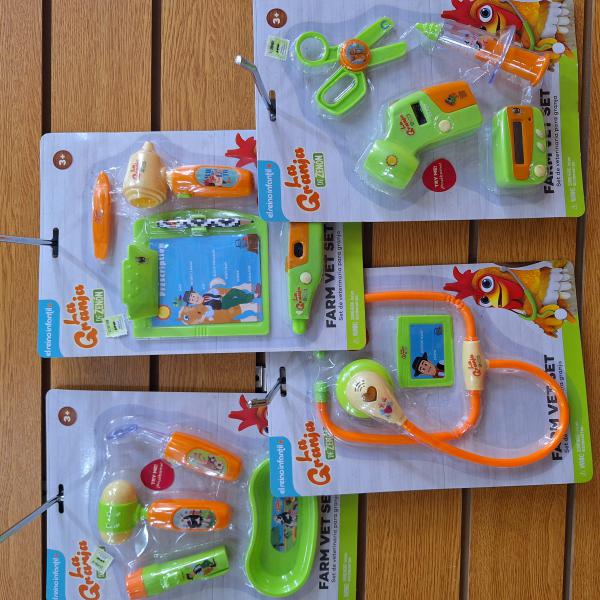 LA GRANJA DE ZENON* VETERINARIA C/LED 4CC 30X21CM