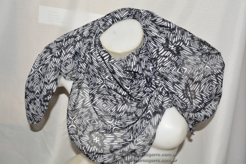 Pañuelo 90x90 batik ByN