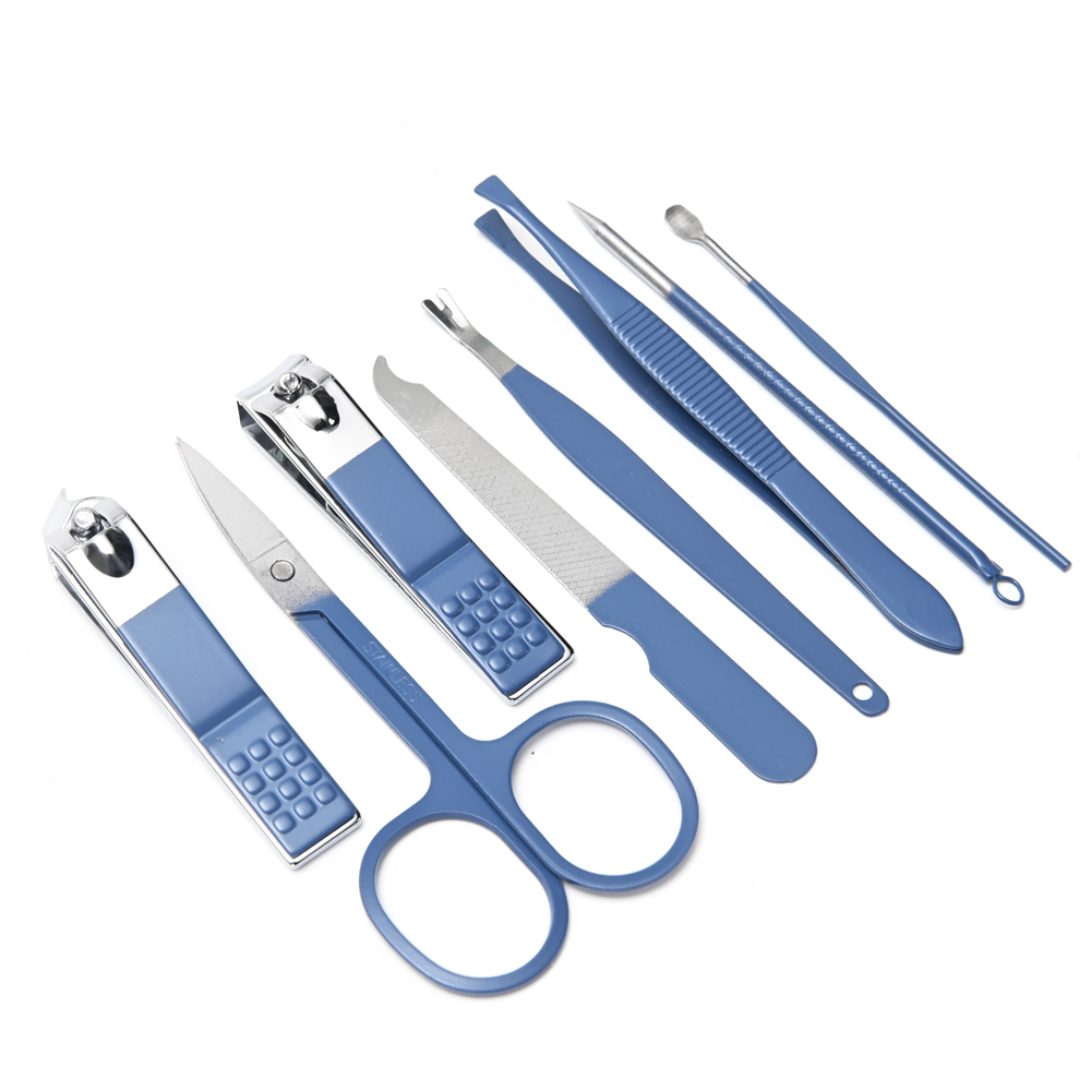 SET X 8 PZ UÑAS Y CUIDADO PERSONAL EN NECESER