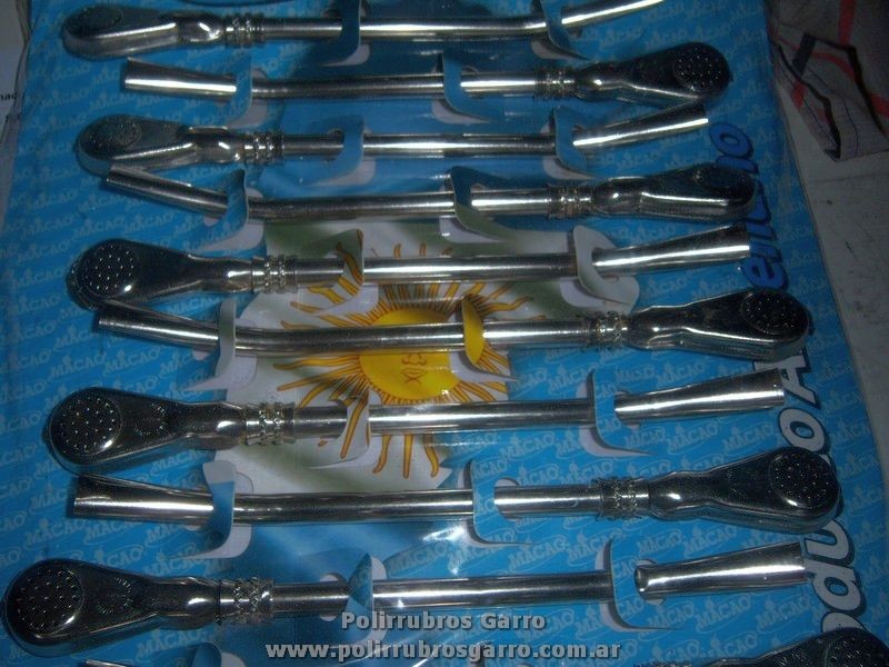 BOMBILLA MACAO LARGA CURVA X UNID