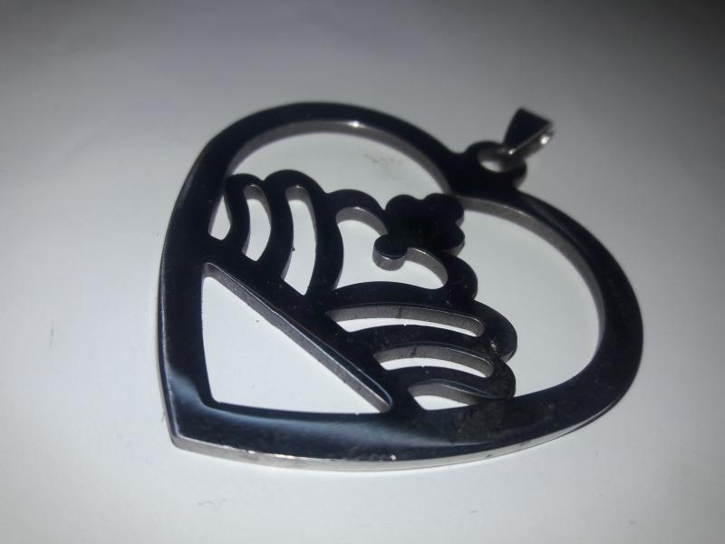 DIJE A.Q. CORAZON CALADO C/CORONA 50MM