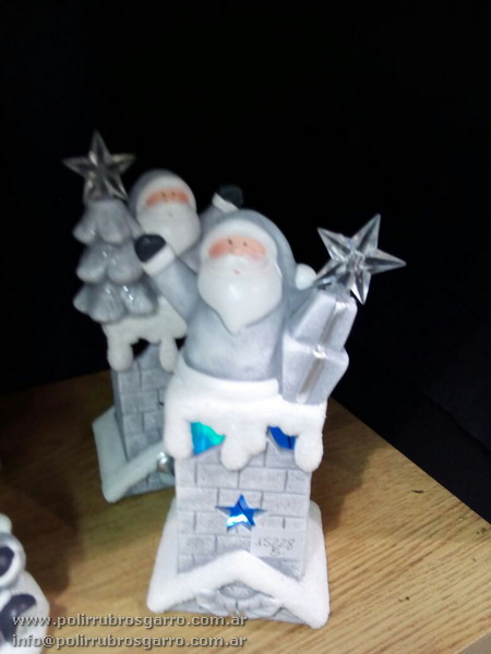 CHIMENEA CON PAPA NOEL A PILAS 20*10