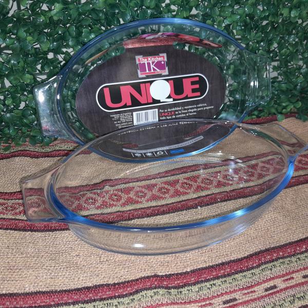 FUENTE OVAL C/ASAS VIDRIO UNIQUE 800CC 27X16CM